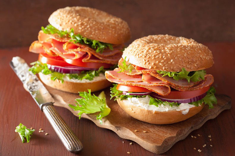 Burger al prosciutto