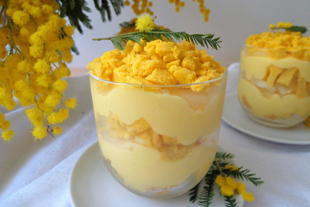 Dessert mimosa al cucchiaio