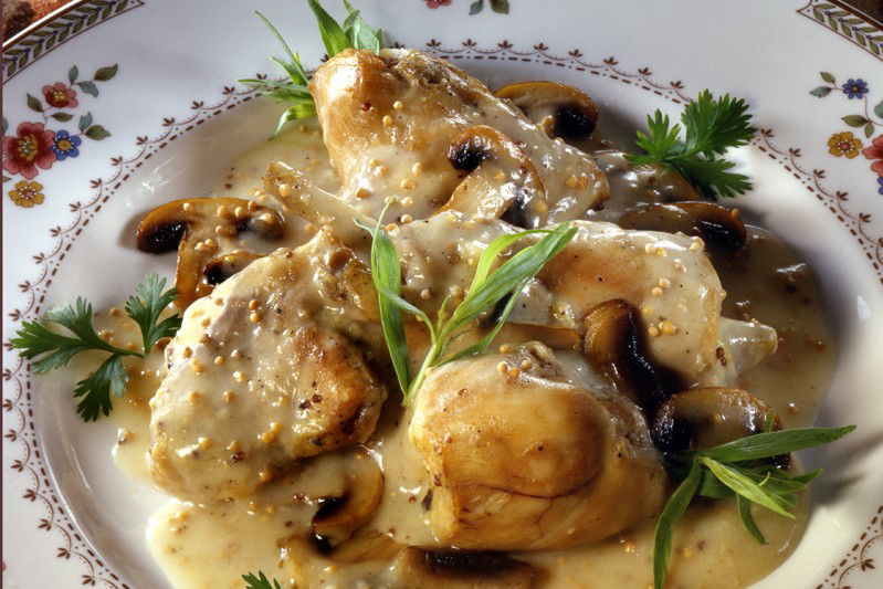 Pollo cremoso funghi e senape