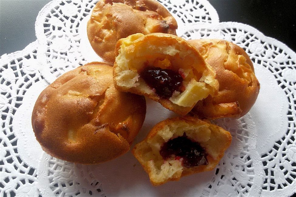 Muffin alle mele con cuore di marmellata