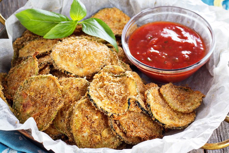 Chips di zucchine al parmigiano - Fidelity Cucina