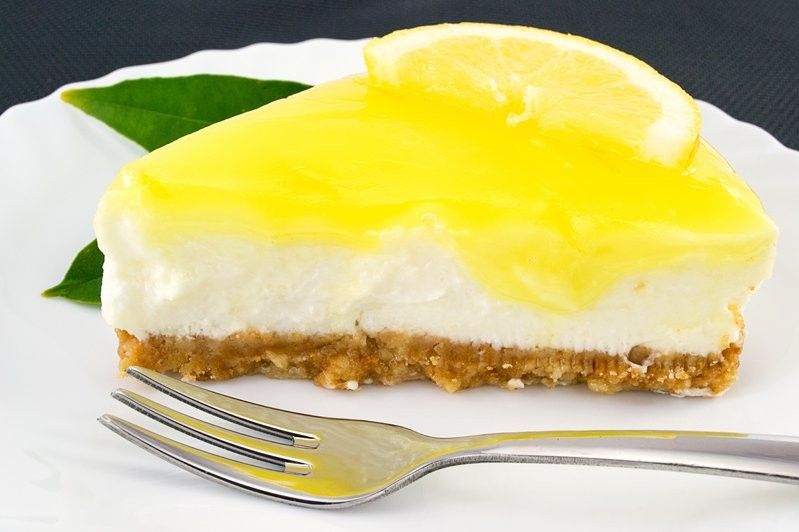 Torta fredda allo yogurt al limone