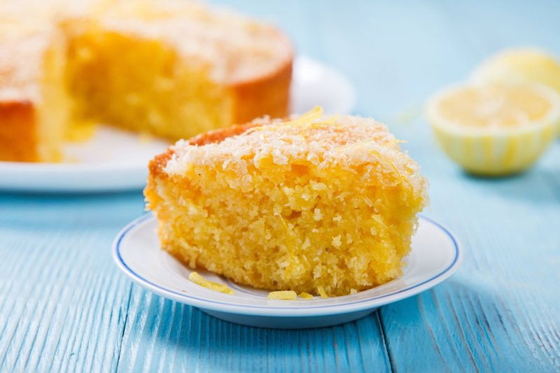 Torta al cocco morbida