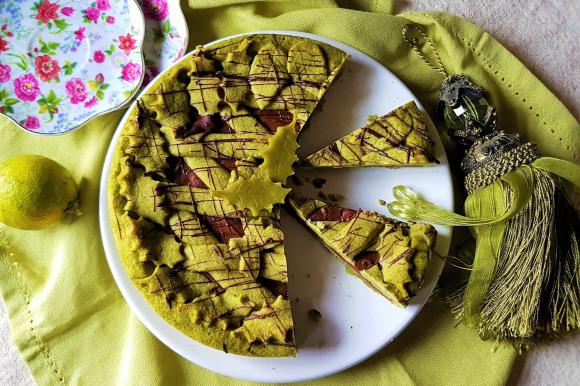 Crostata al tè matcha ripiena di nutella