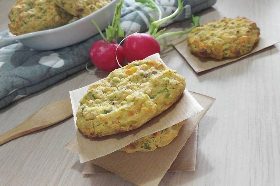 Medaglioni con farina di ceci e verdure