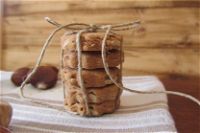 Biscotti rustici con farina di castagne e nocciole