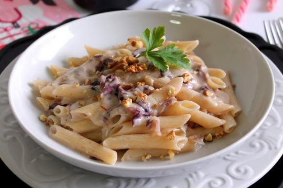 Penne Di Farro Con Crema Di Gorgonzola Radicchio E Noci Fidelity Cucina