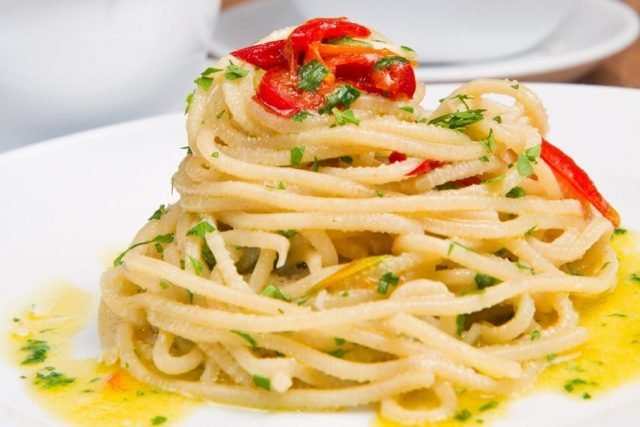 Pasta-aglio-olio-e-peperoncino