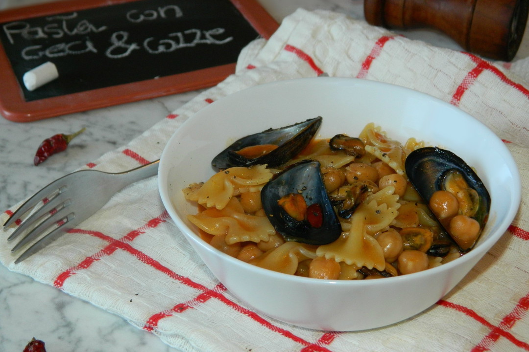 Pasta e ceci con cozze Fidelity Cucina