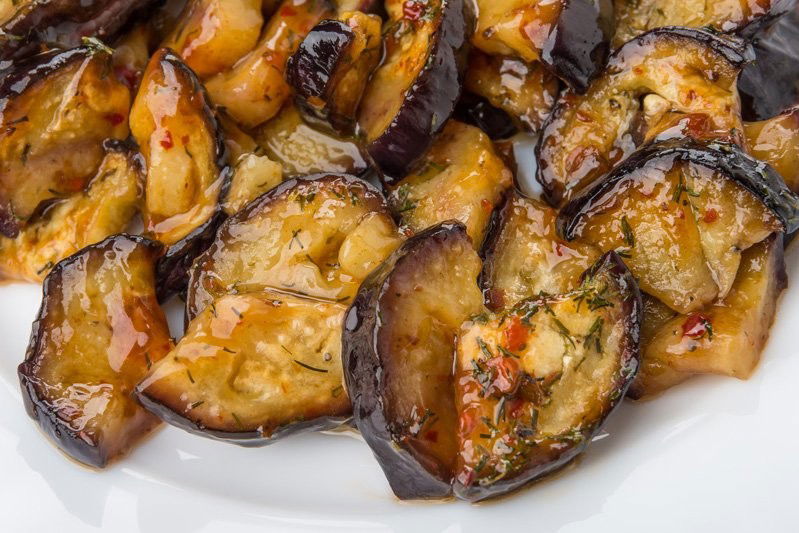 Melanzane fritte all’arrabbiata con peperoncino