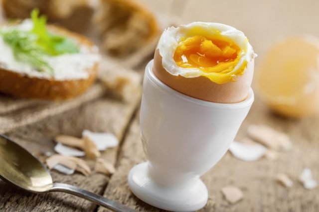 Uovo alla coque: ricetta e tempi di cottura - Fidelity Cucina