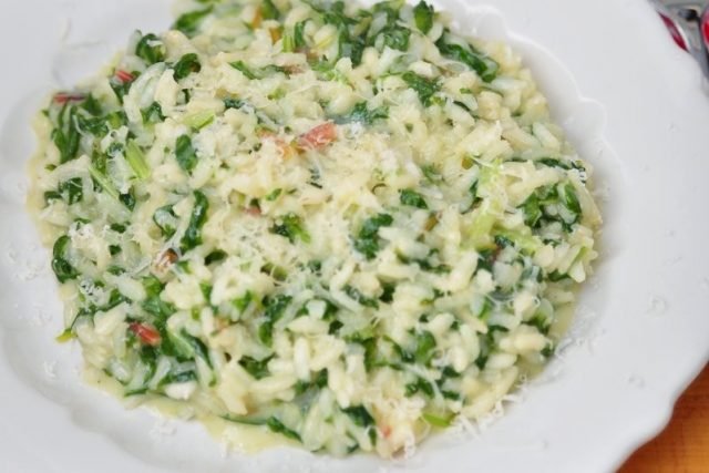 Risotto-agli-spinaci-con-parmigiano