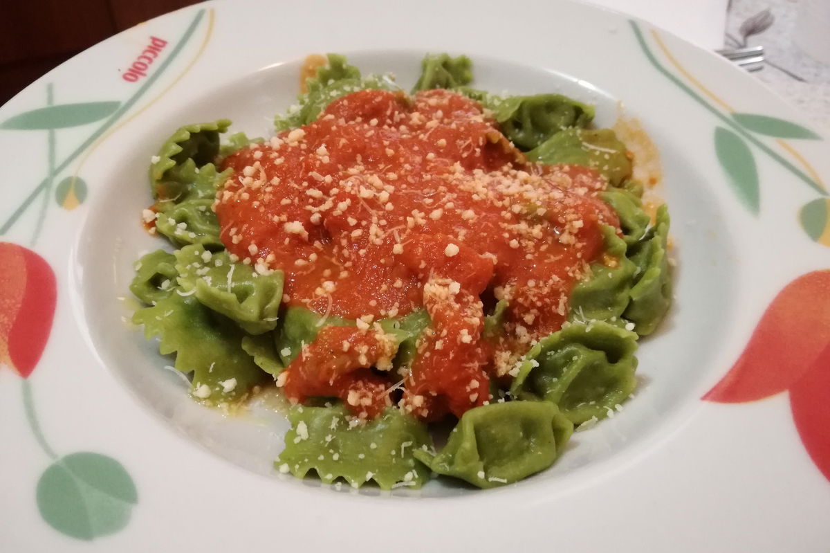 Ravioli Del Plin Verdi Al Pomodoro - Fidelity Cucina