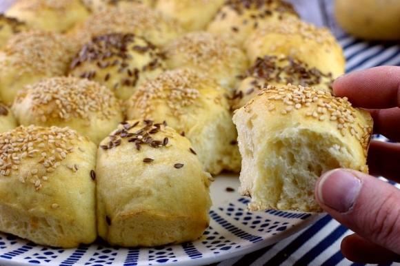 Danubio salato di patate con carciofi e formaggio ...