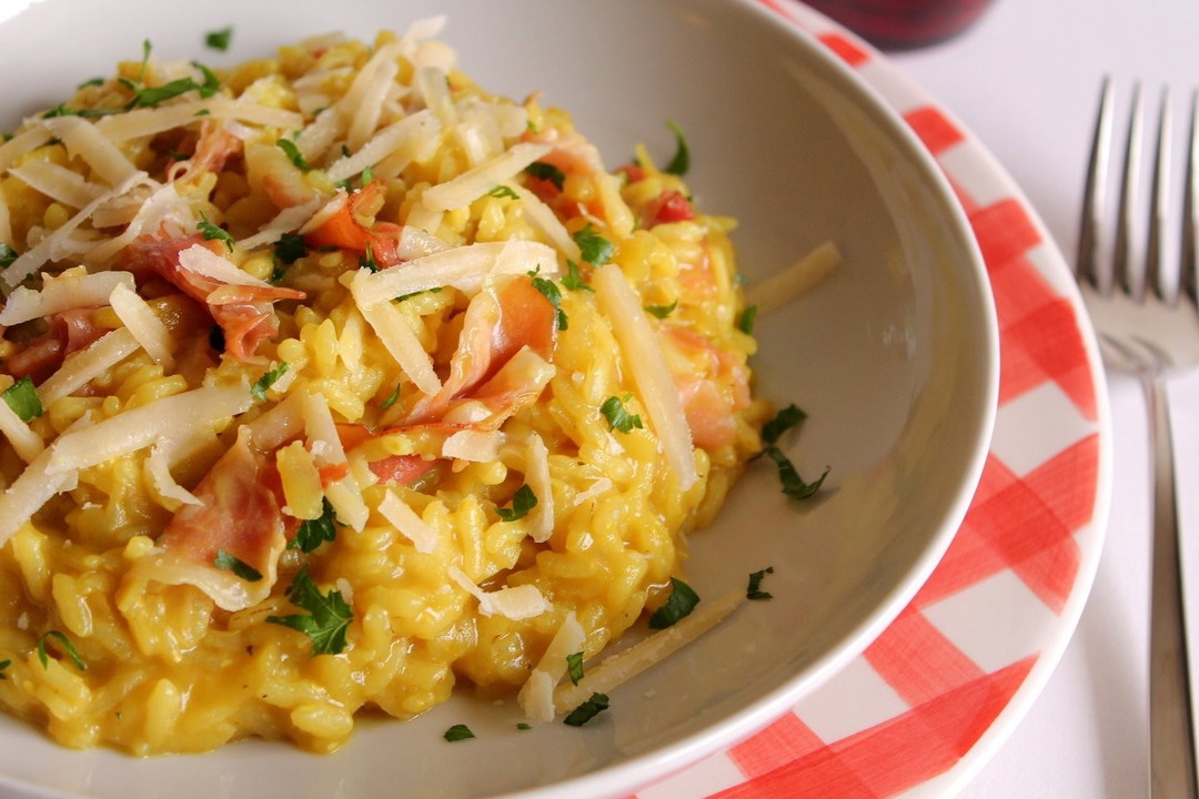 Risotto allo zafferano con speck e patate Fidelity Cucina