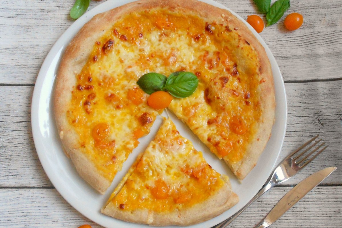 Pizza Margherita con datterino giallo - Fidelity Cucina