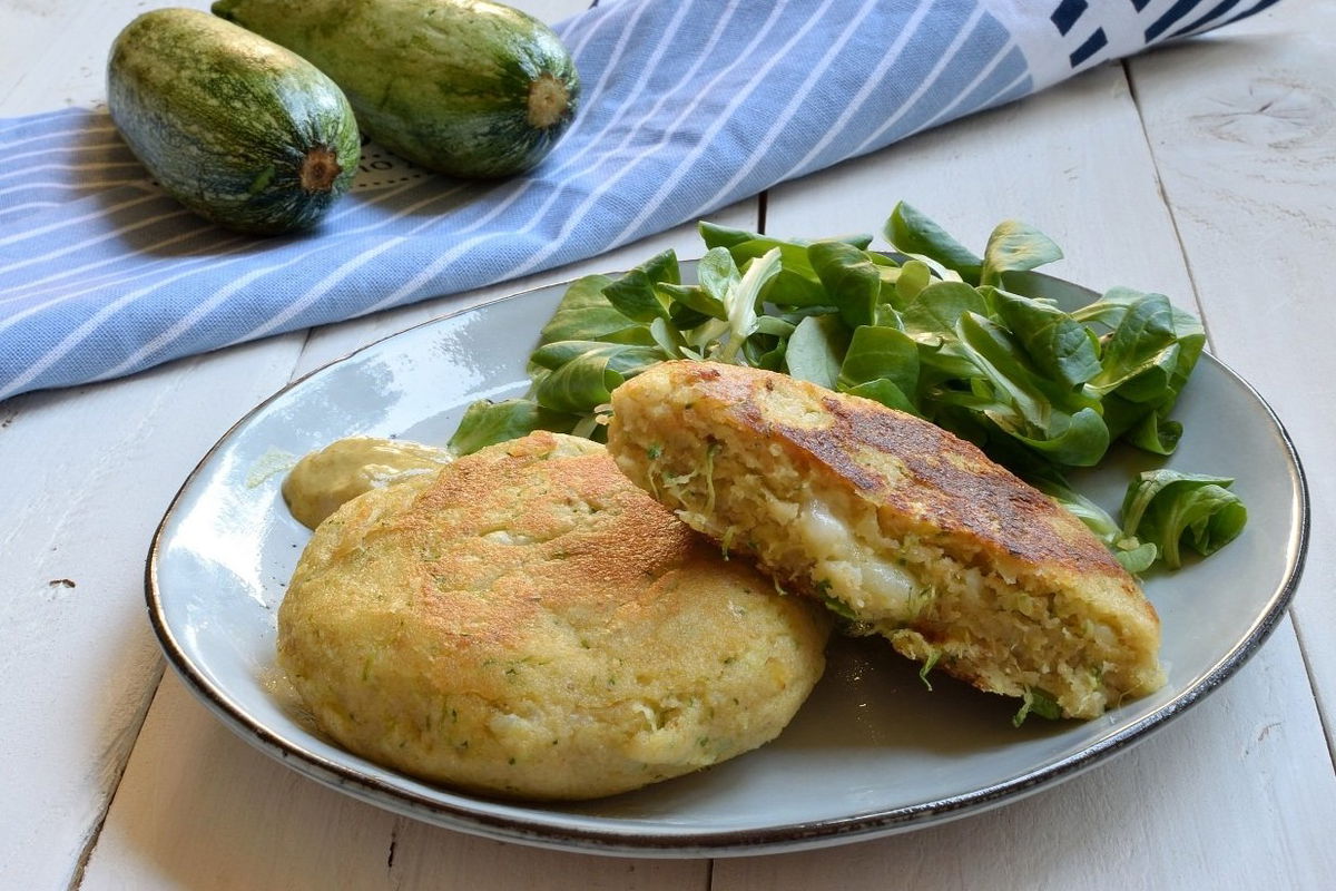 Hamburger di patate e zucchine - Ricetta di Fidelity Cucina