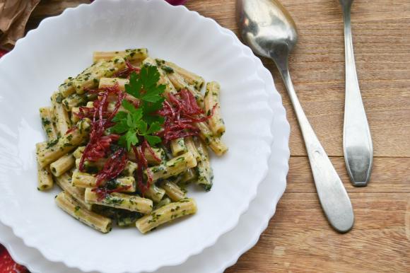 Sedani Con Mix Di Verdure Portulaca E Scaglie Di Bresaola Fidelity Cucina