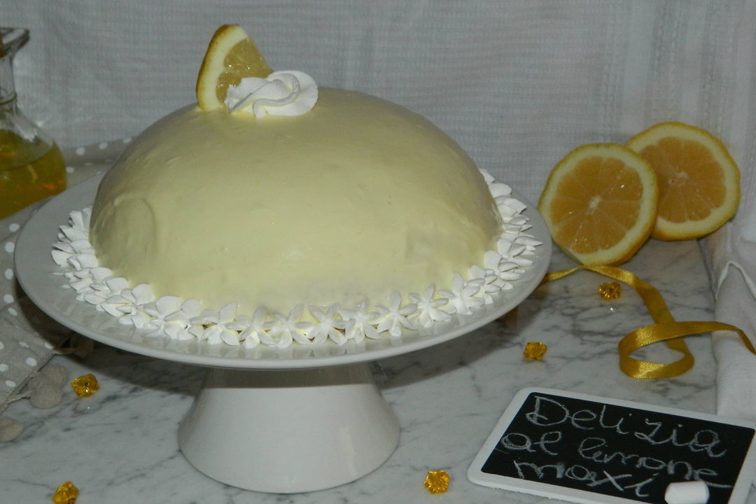 Delizia al limone gigante