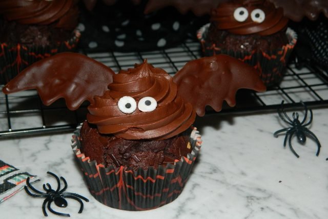 Cupcake pipistrello al cioccolato