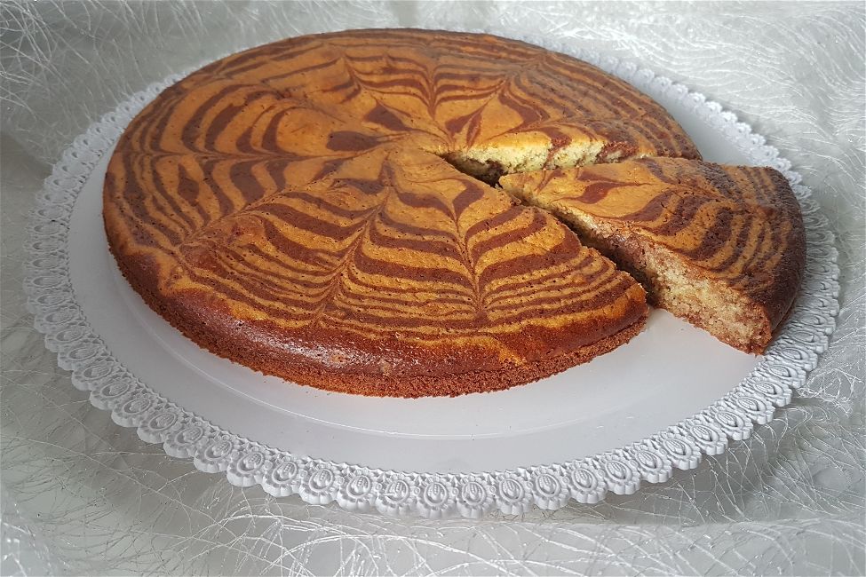 Zebra Cake senza burro con succo d’arancia