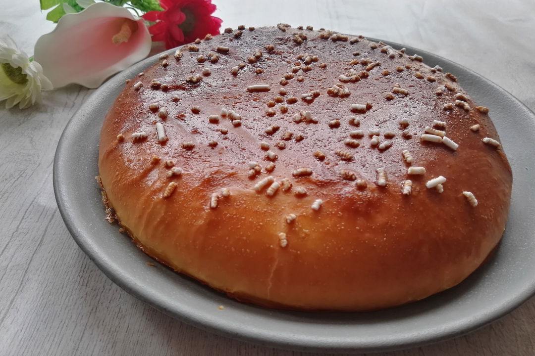 Polacca aversana con crema pasticcera e marmellata di amarene