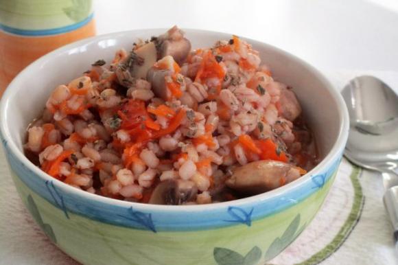 Minestra d'orzo con zucca e funghi - Fidelity Cucina