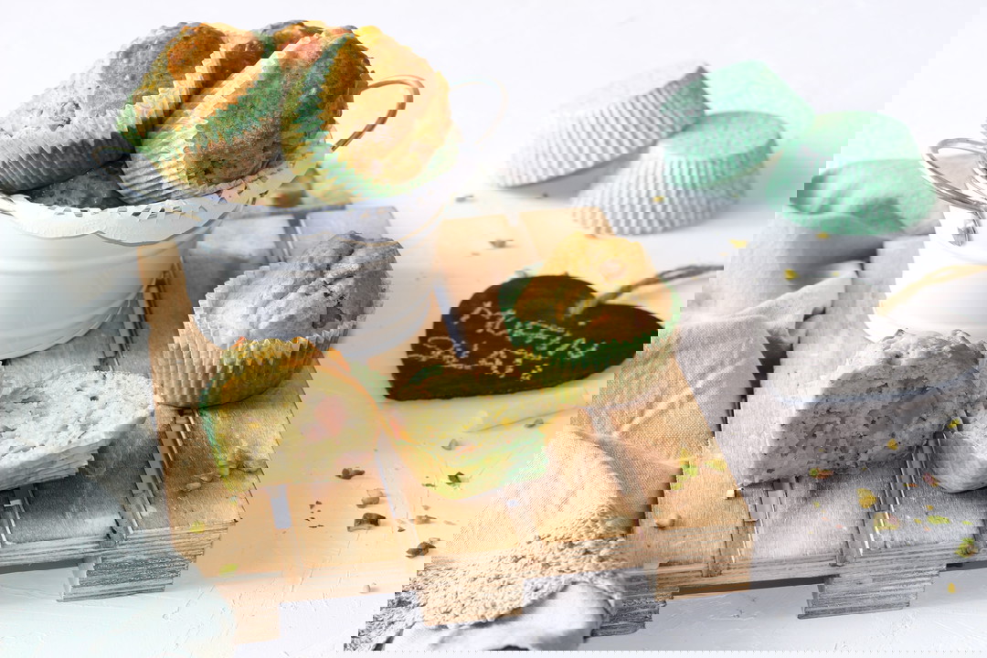 Muffin al pistacchio con mortadella e scamorza Fidelity Cucina