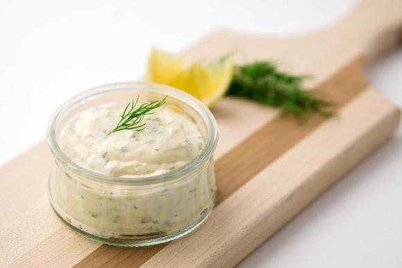 Salsa tartara: ricetta della crema tartara