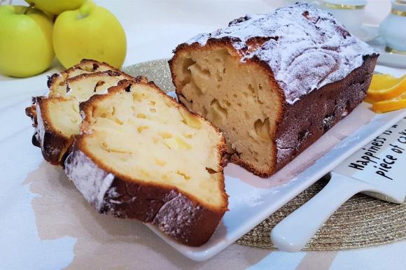 Plumcake alla ricotta con mele, cannella e arancia senza burro