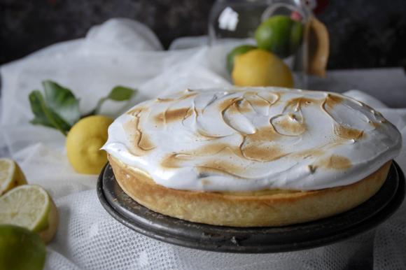 Torta meringata al limone e lime