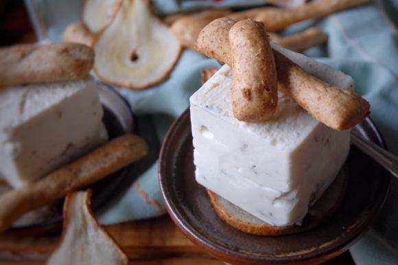 Mini cheesecake salate pecorino e pere