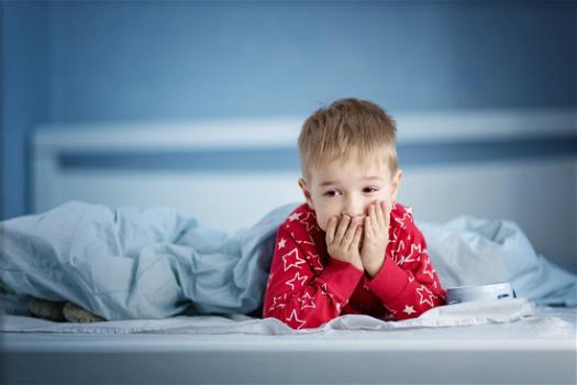 Un bambino su 4 soffre di disturbi del sonno. La colpa? Anche dell’alimentazione