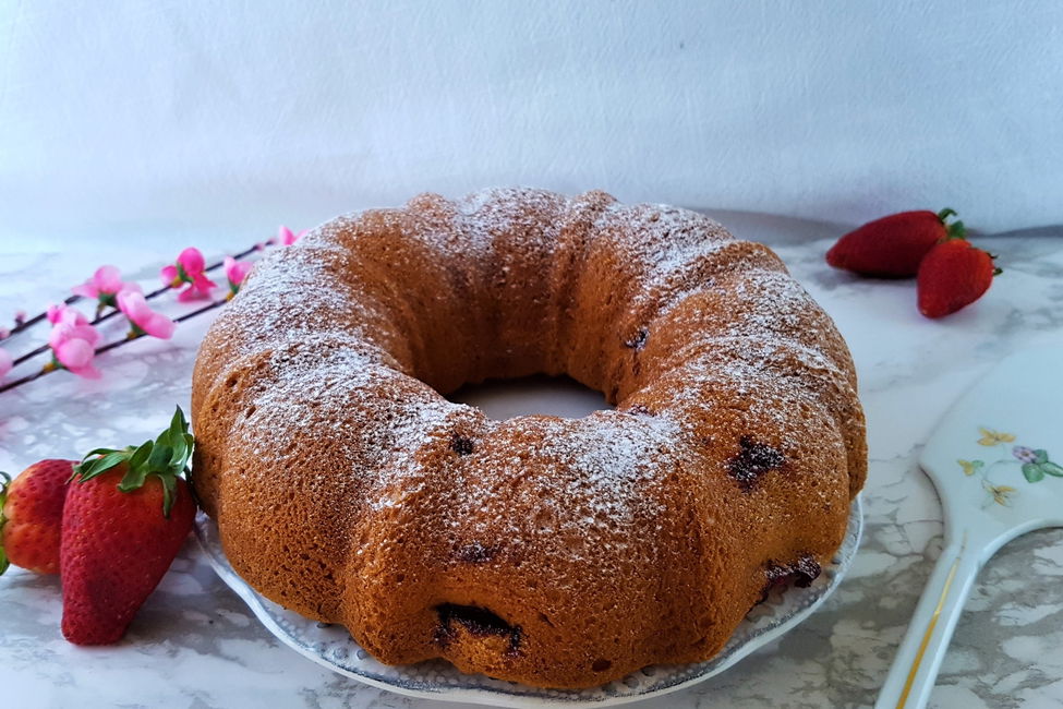 Torta cuor di fragola e limone senza latte