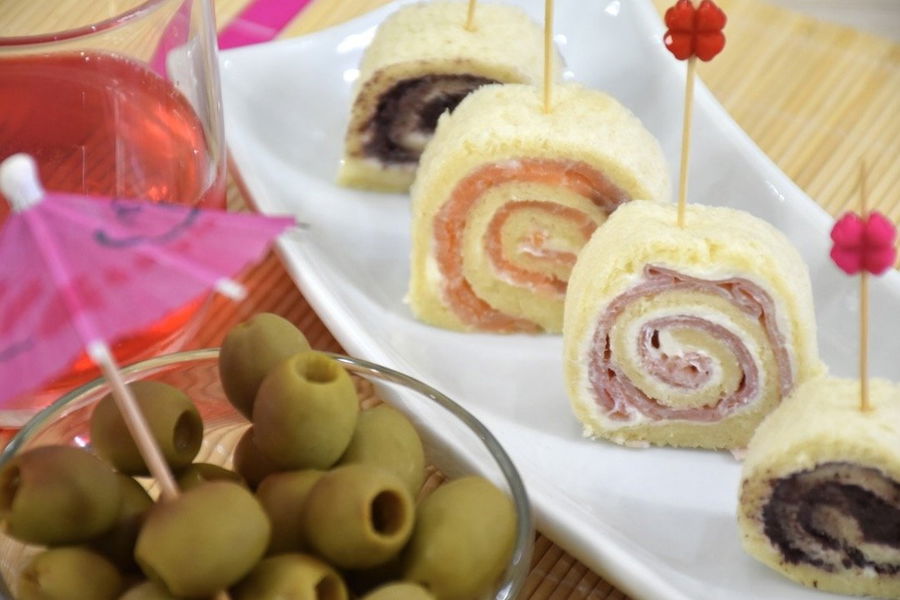 Girelle di pane da aperitivo