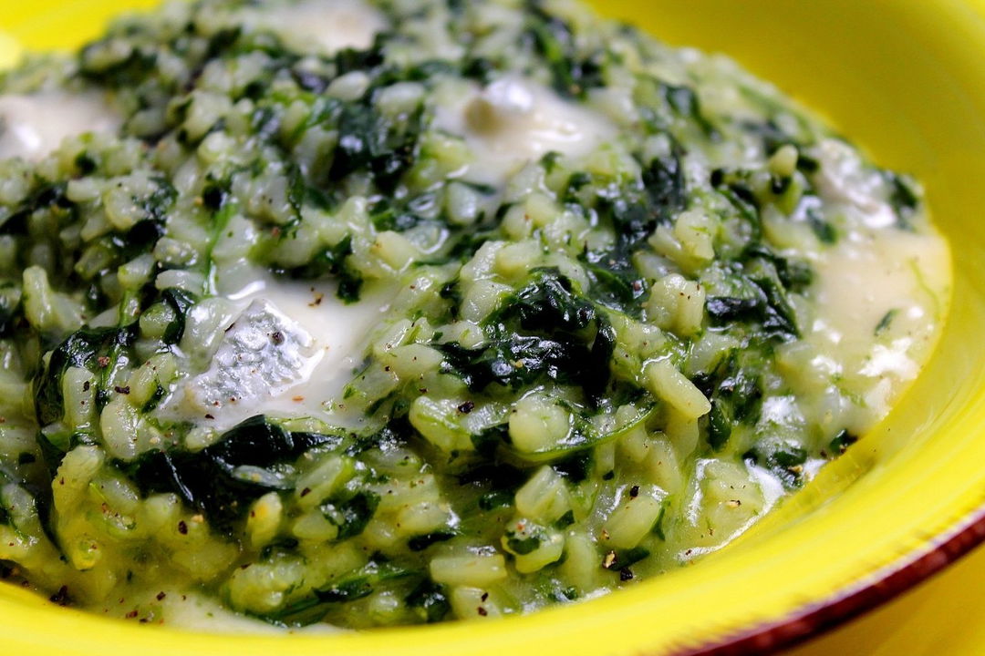 Risotto con spinaci e gorgonzola dolce