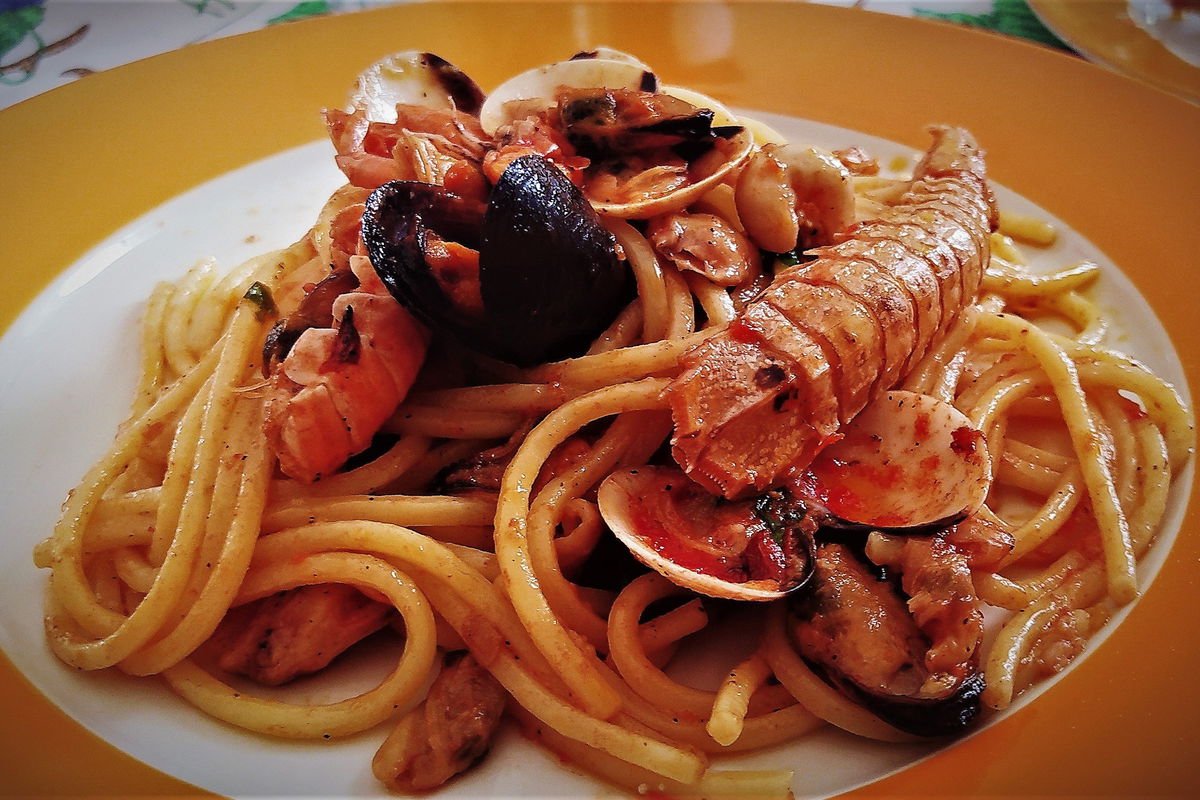 Spaghetti quadrati allo scoglio - Fidelity Cucina