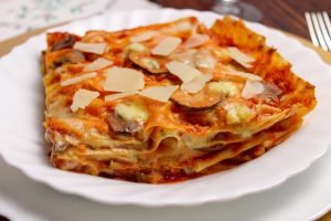 Lasagne con zucchine, funghi e gorgonzola