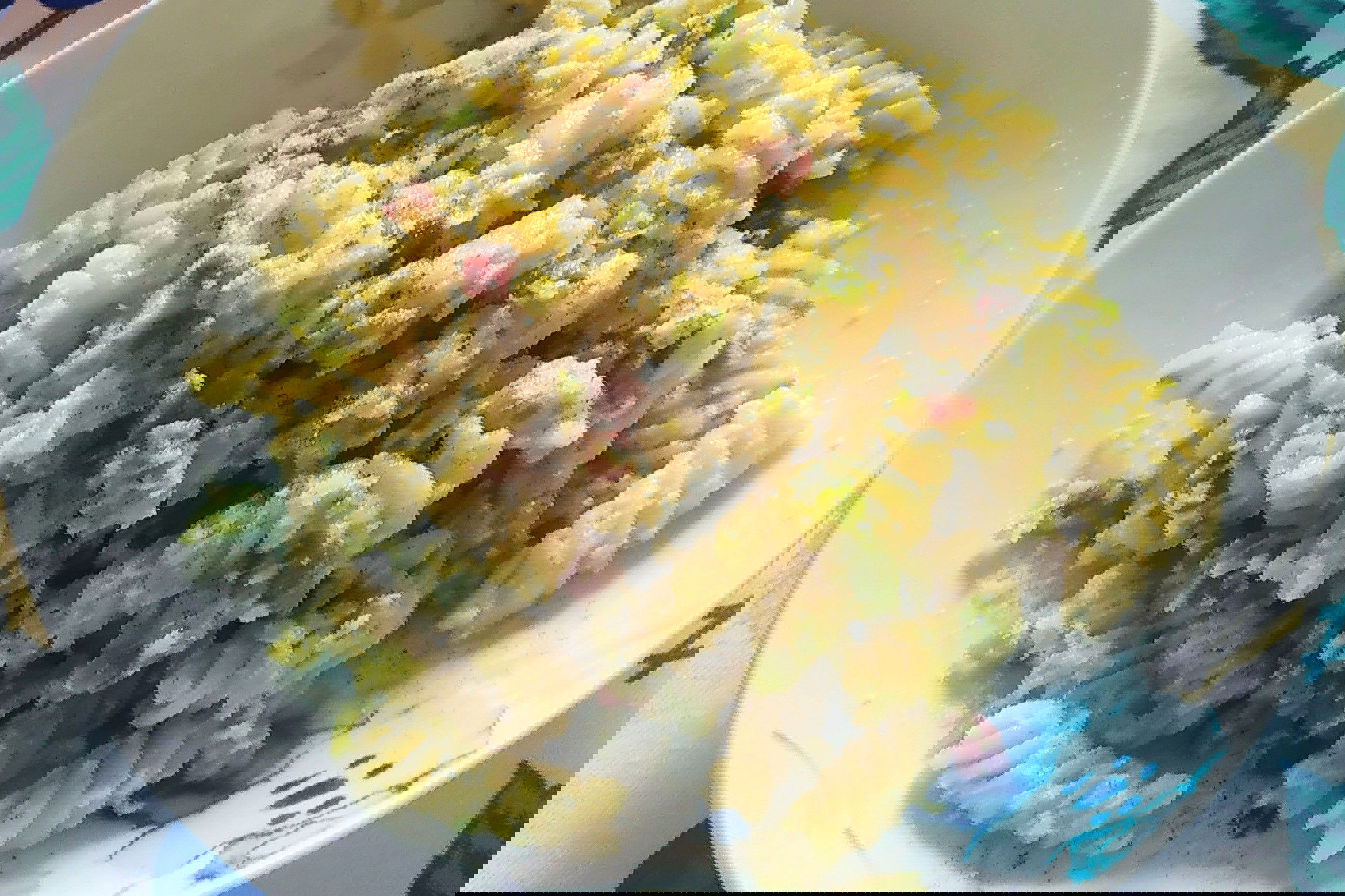 Fusilli alle uova con pancetta e piselli - Fidelity Cucina