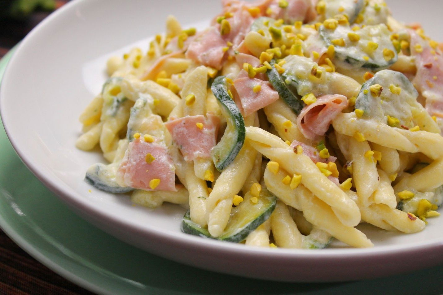 Fusilli casarecci con zucchine, ricotta e mortadella - Fidelity Cucina