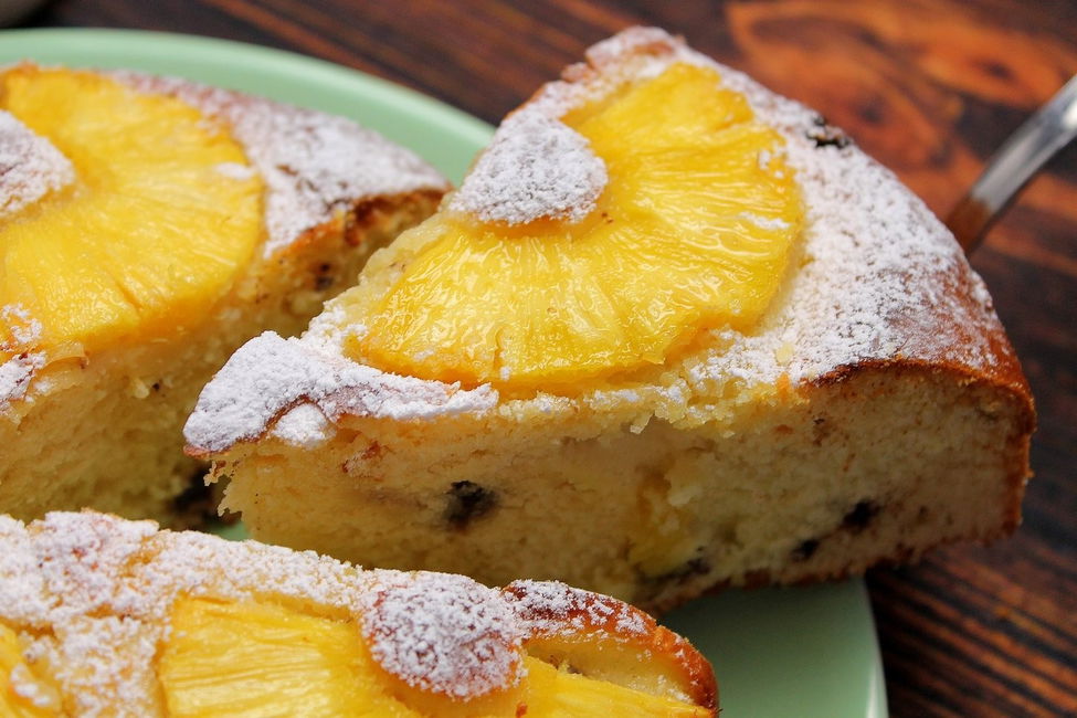 Torta all’ananas con ricotta e cioccolato fondente