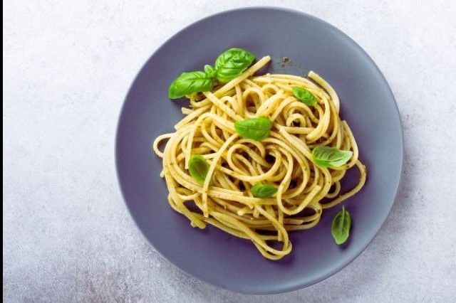 Linguine al pesto di basilico