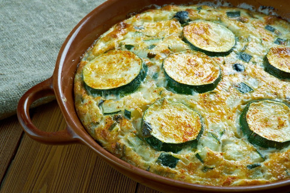 Kourkouto con zucchine, cipolla e feta