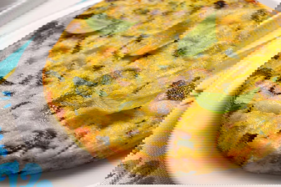 Frittata al forno con zucchine, funghi e scamorza affumicata