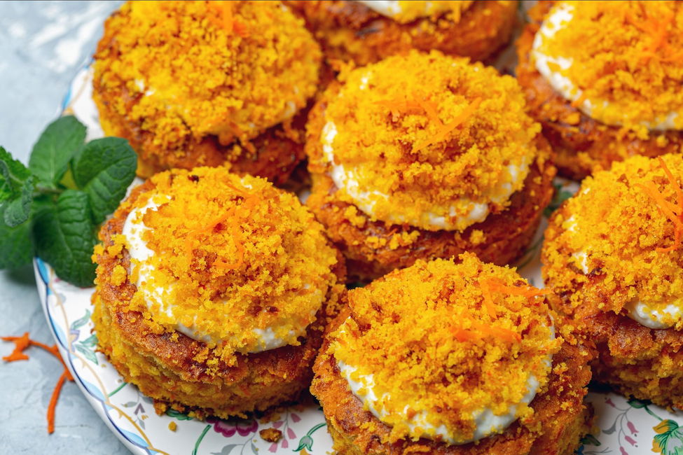 Tortine di carote all’arancia con crema di ricotta
