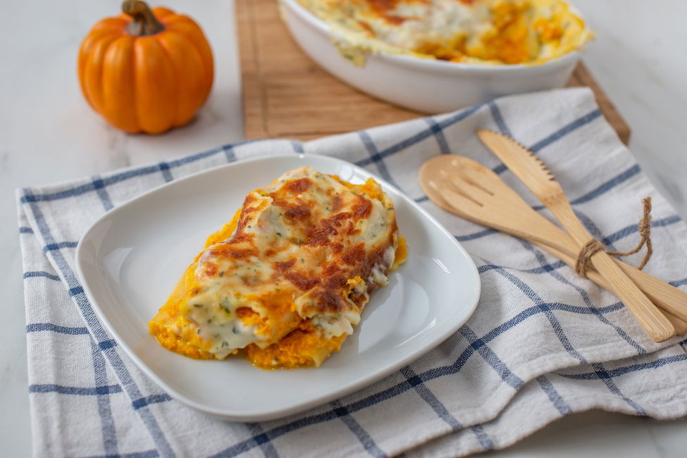 Cannelloni con zucca e besciamella