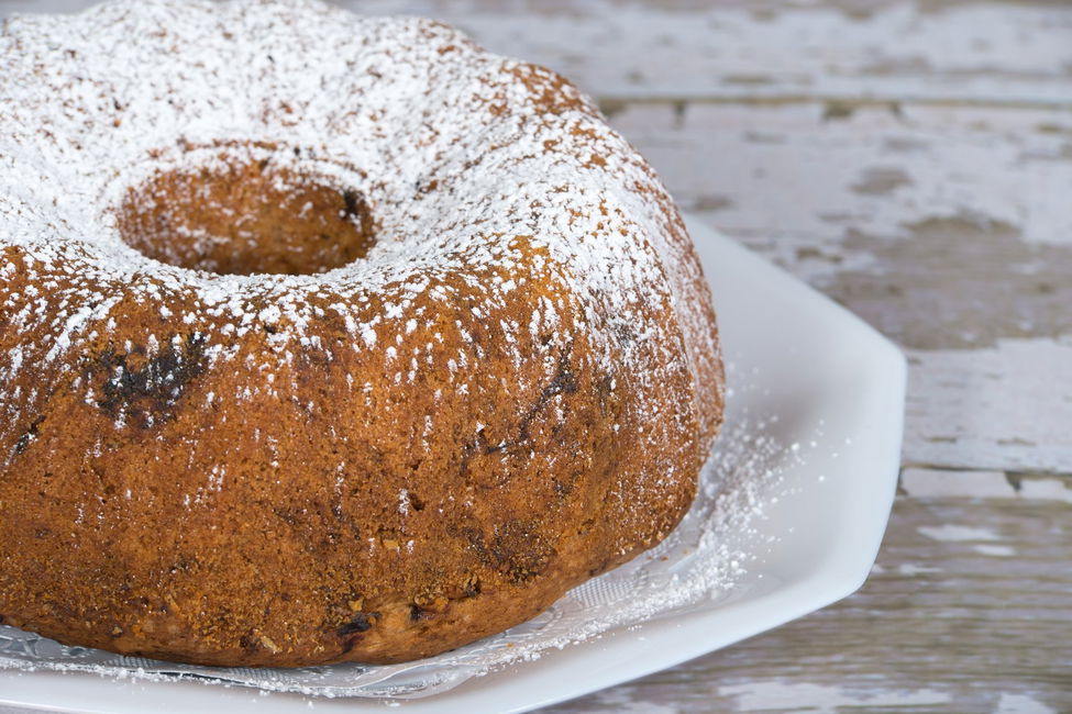 Ciambella variegata al caffè e cioccolato