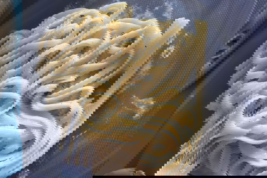 Pasta aglio, olio e peperoncino cremosa