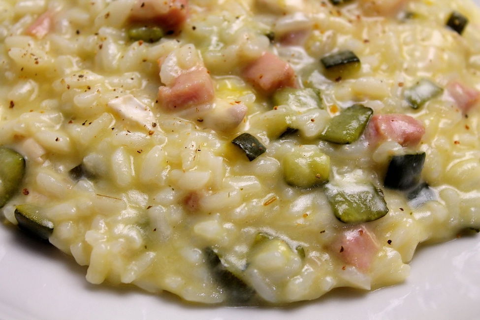 Risotto con zucchine, pancetta e brie