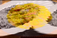 Risotto con asparagi, speck e zafferano